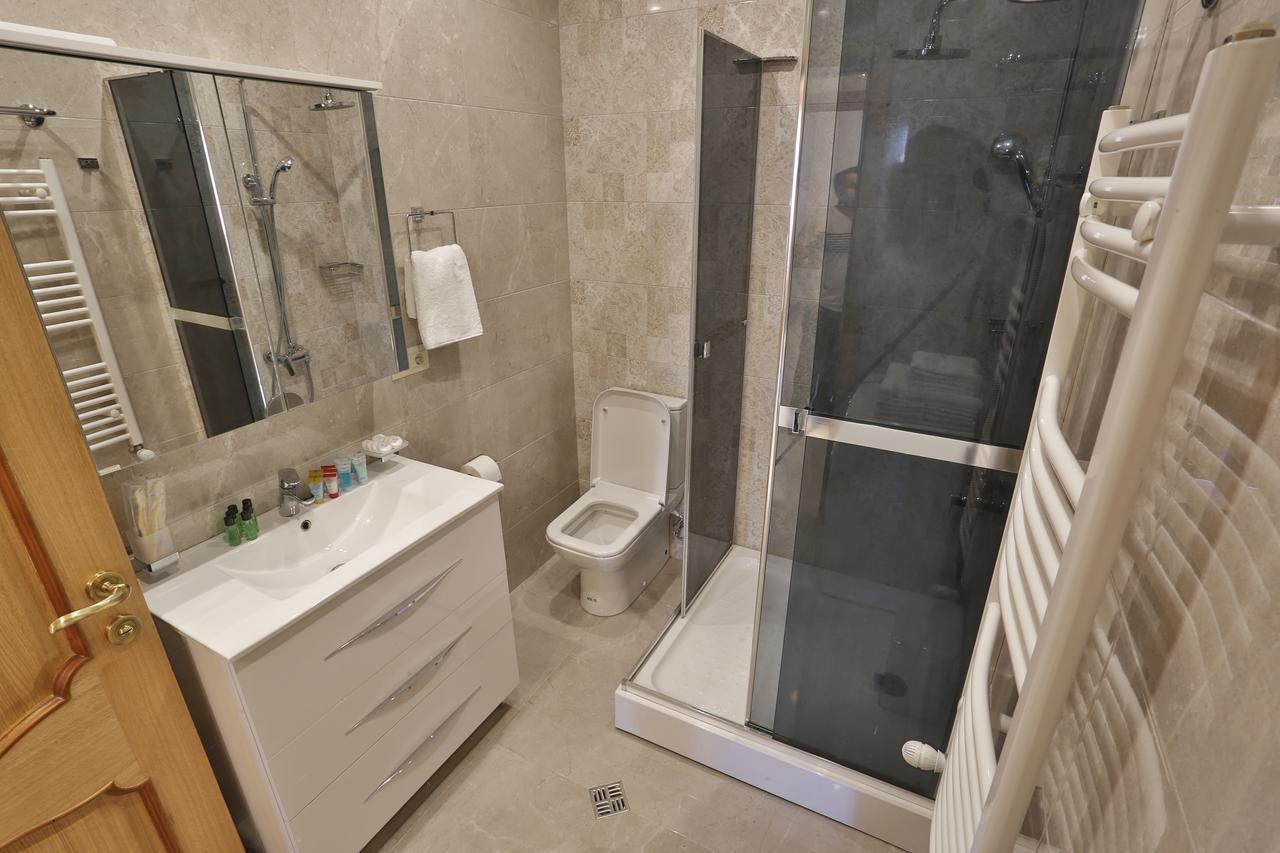 Serviced Apartment On Rustaveli Avenue Тбилиси Экстерьер фото